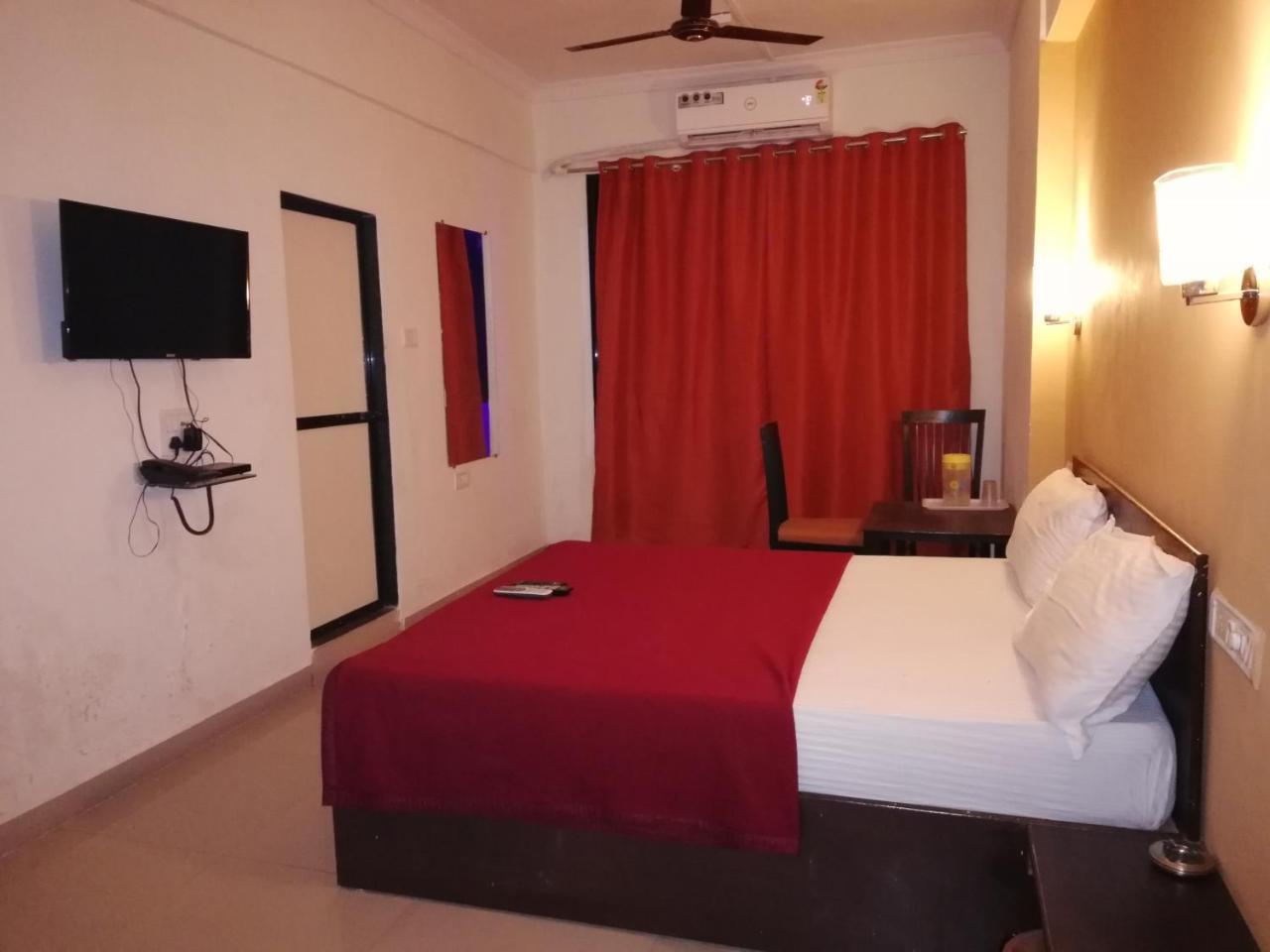 Elite Inn Lonavala Exterior photo